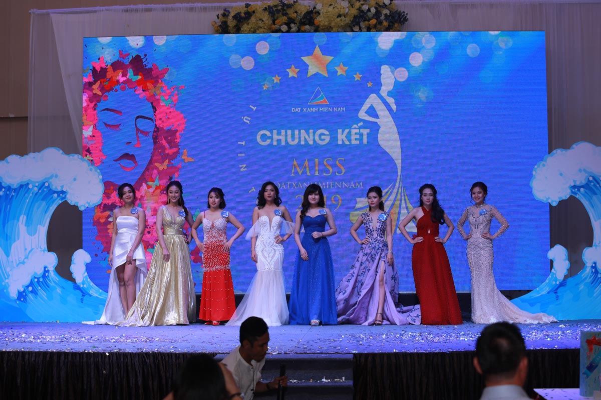 Miss ĐXMN 2018 hội tụ nhan sắc & tài năng phái đẹp ĐXMN